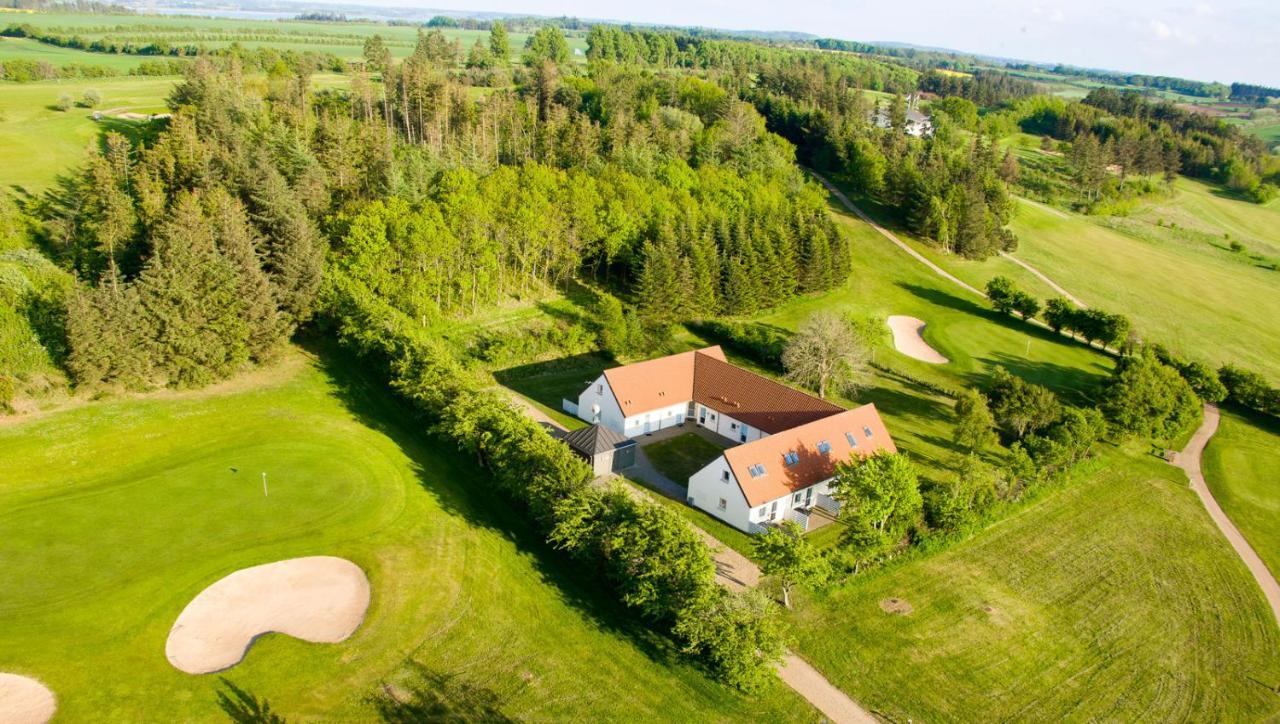 דירות Skals Hjarbaek Fjord Golfcenter מראה חיצוני תמונה